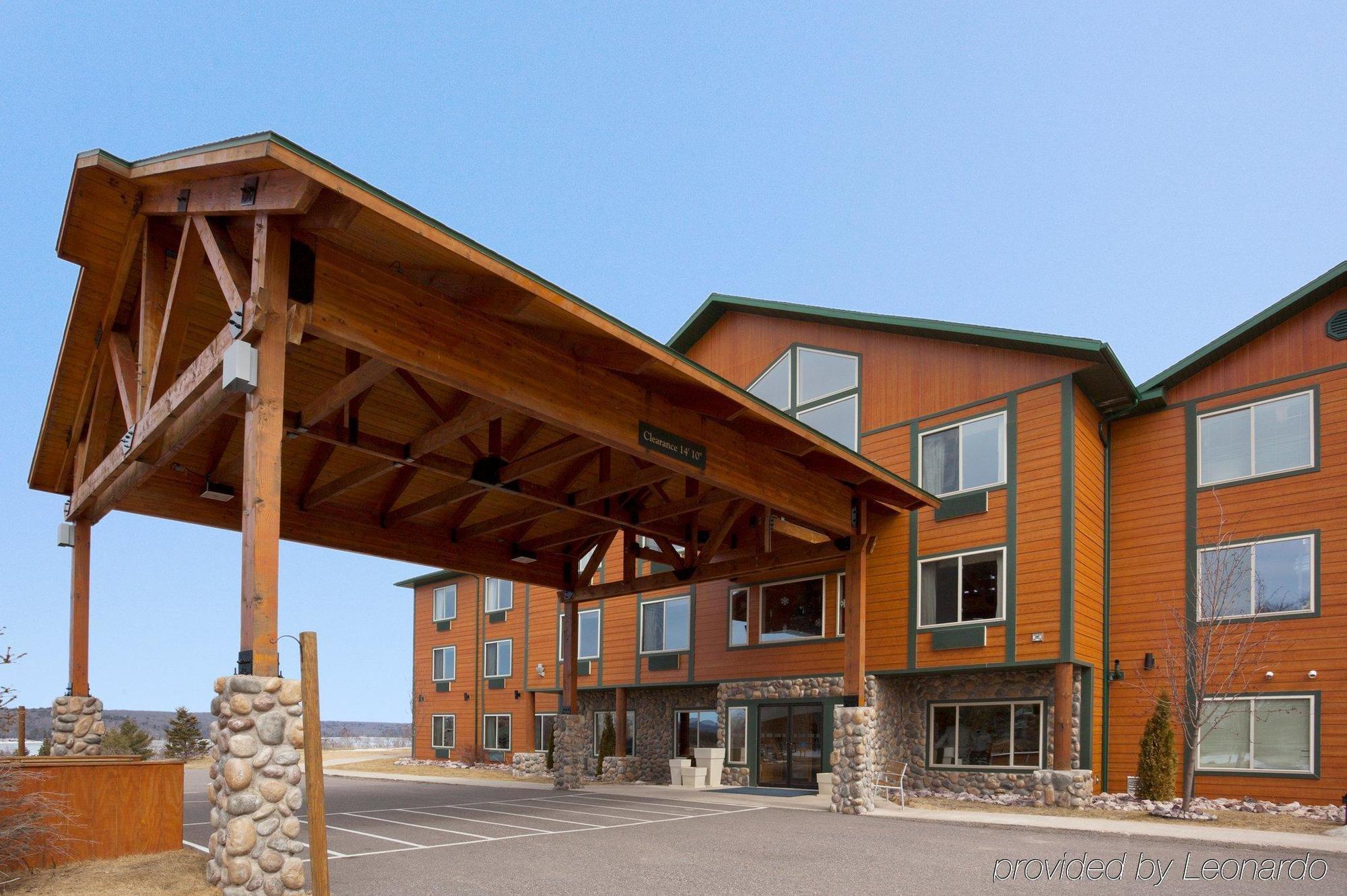 Holiday Inn Express Munising-Lakeview, An Ihg Hotel Exteriör bild