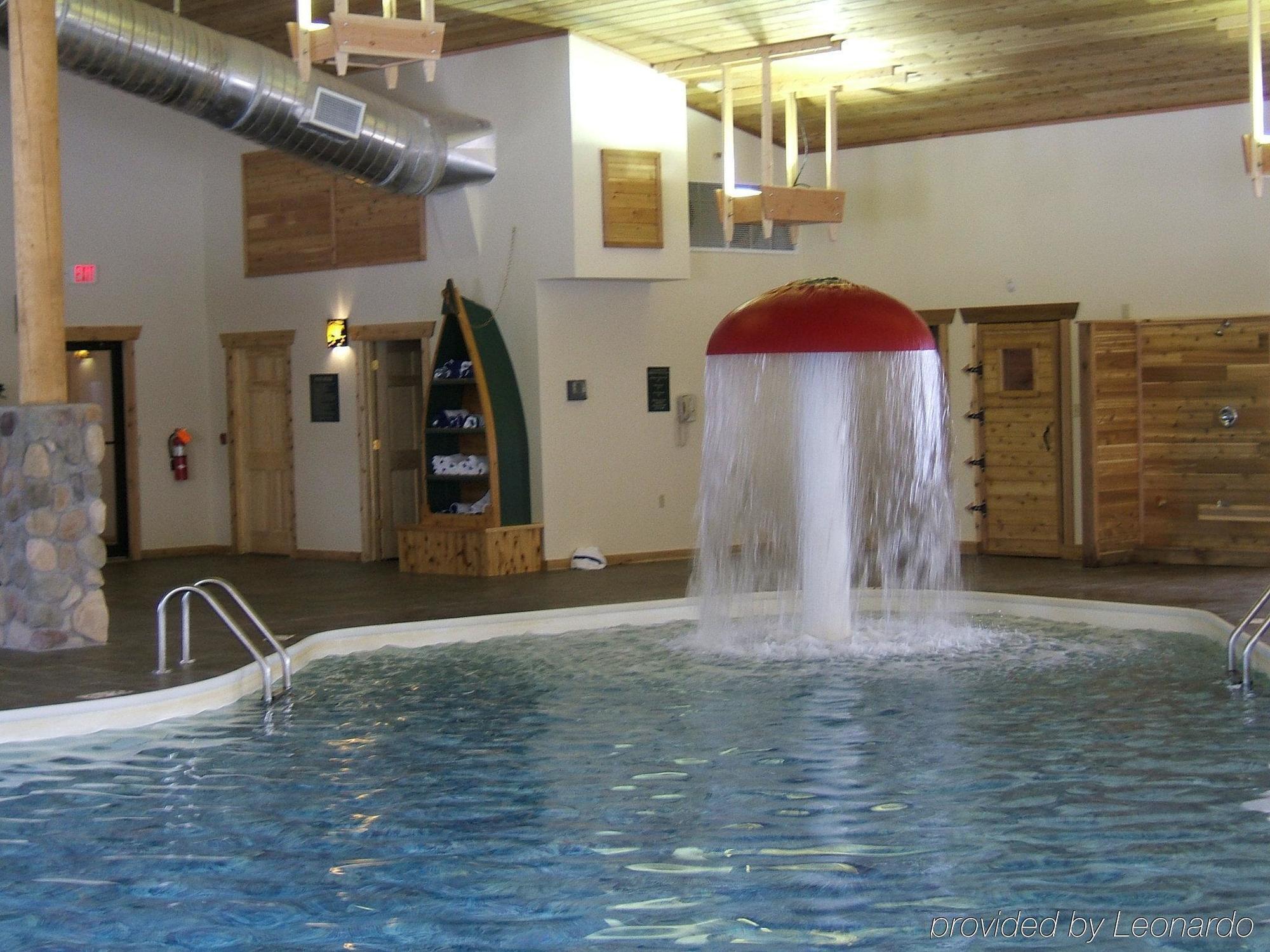 Holiday Inn Express Munising-Lakeview, An Ihg Hotel Exteriör bild