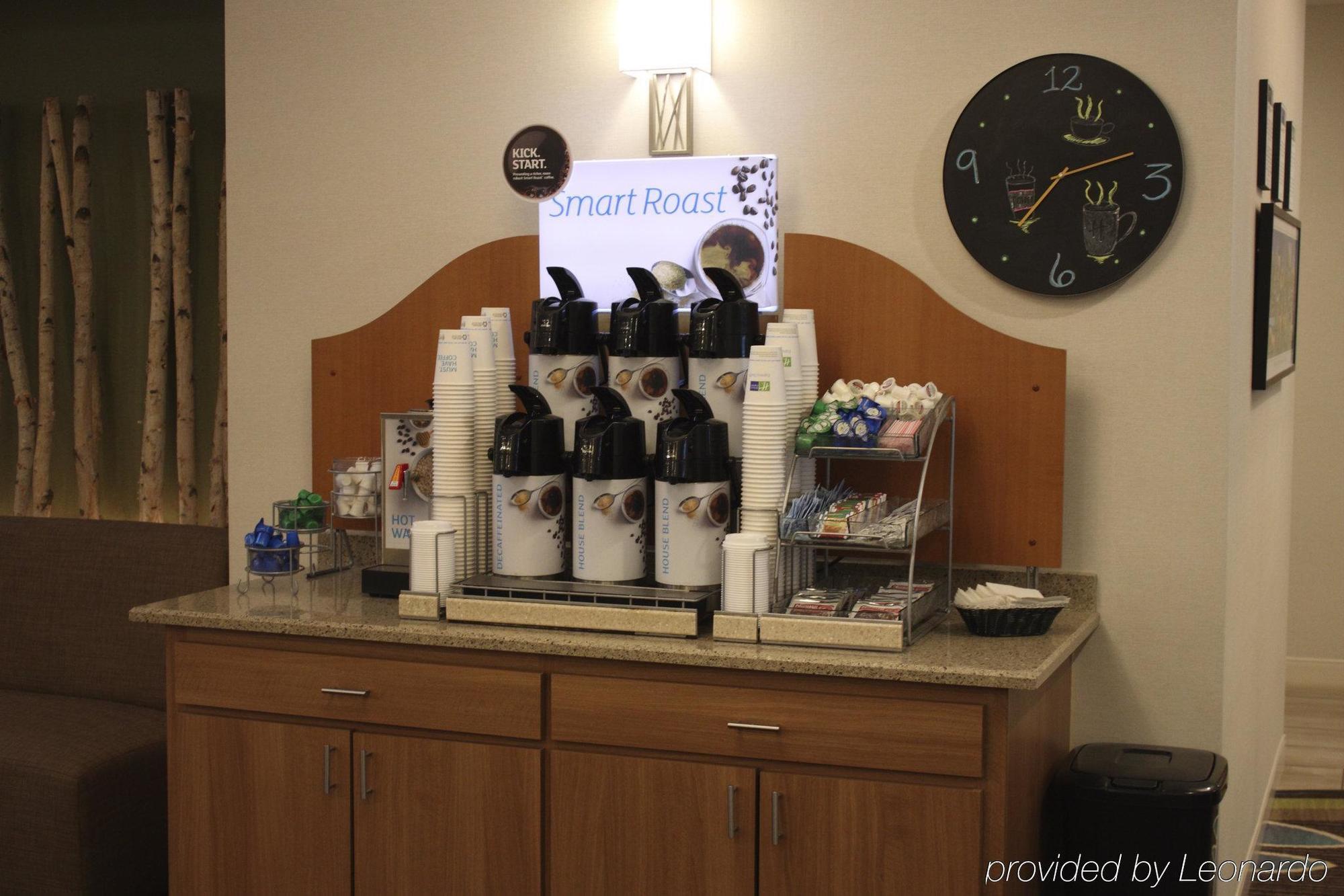 Holiday Inn Express Munising-Lakeview, An Ihg Hotel Exteriör bild