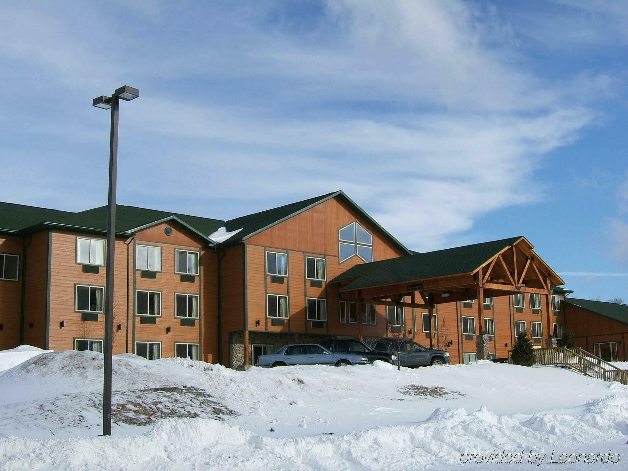 Holiday Inn Express Munising-Lakeview, An Ihg Hotel Exteriör bild