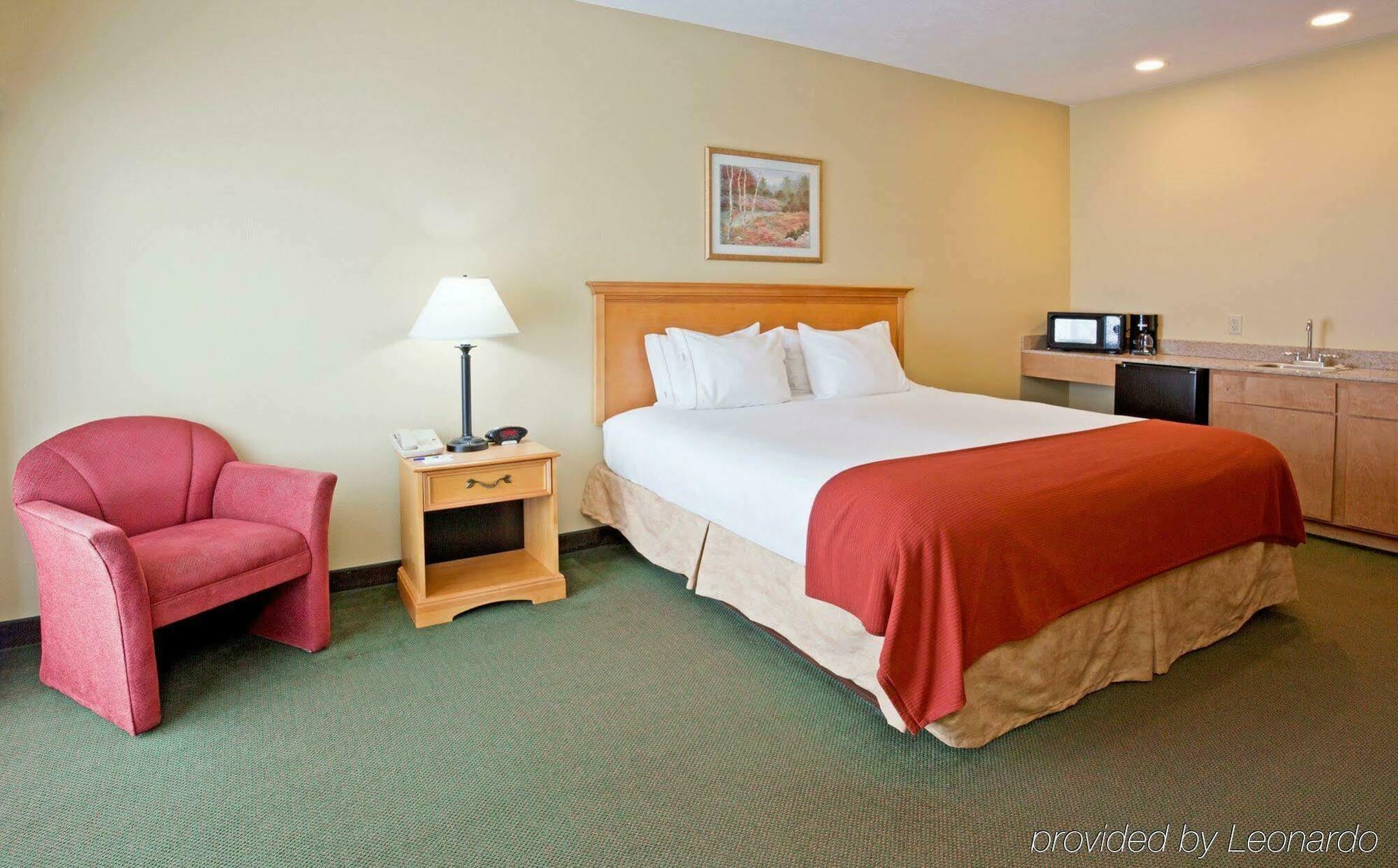 Holiday Inn Express Munising-Lakeview, An Ihg Hotel Rum bild